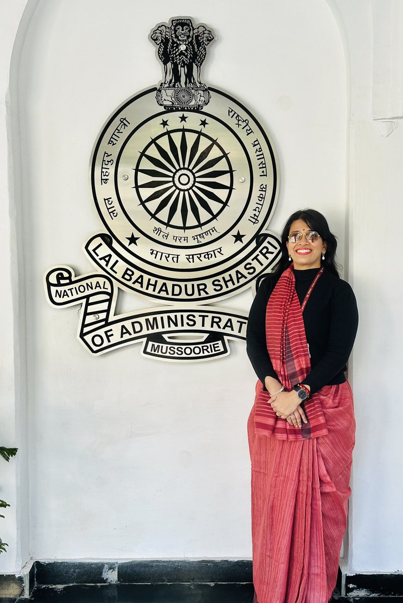SanyuktaSam1's tweet photo. Back to Basics !!! 24 years from the time it all started ! Back to alma mater @LBSNAA_Official @Alumni_LBSNAA !!
And all set to give presentations & lecture on @GlobaGoalsUN & 🇮🇳 #SDGLocalisation model
@svoruganti1466 sir🙏💐 https://t.co/lzCDm001uN