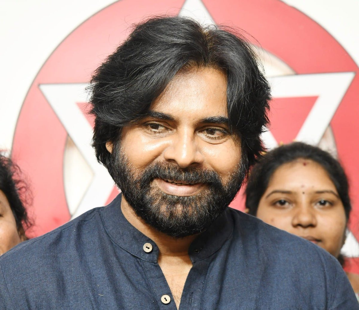 KiranKumarbadri's tweet photo. @PawanKalyan 👑
#CMPK https://t.co/zCBWKnNTRN
