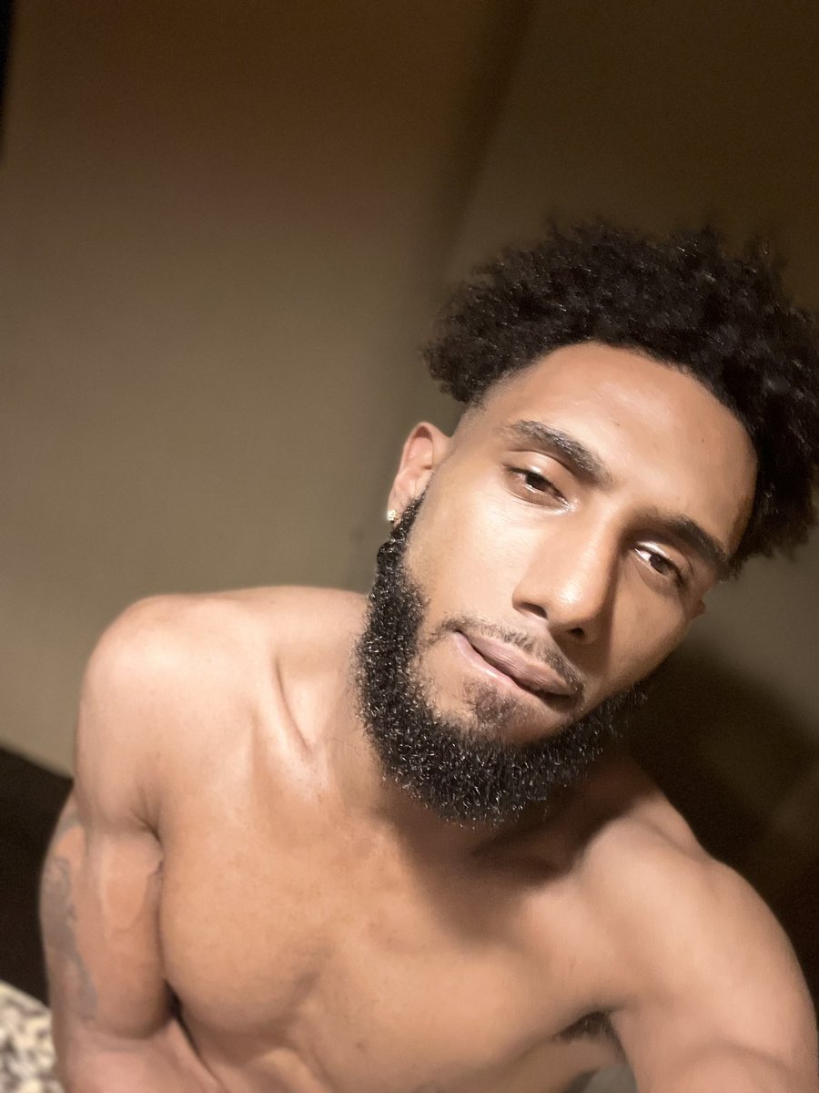 One of the only people in this world I would go the extra mile for. 😩🩷 <a href="/TheTanksnlove/">StraightGuyGayPorn 🌹</a> 
OnlyFans.com/Tanksnlove