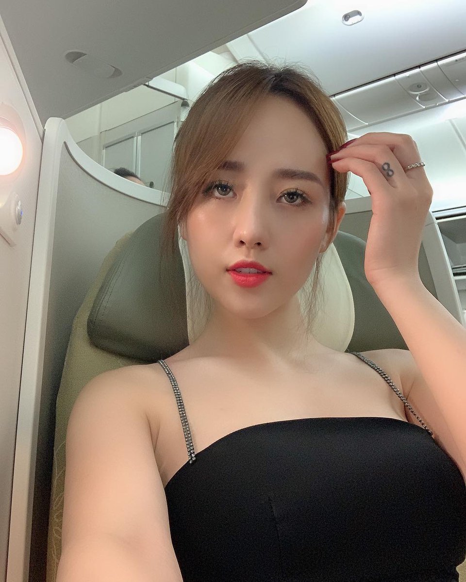 Tôi muốn gặp một người bạn phụ nữ yêu thích đi xem phim và cùng nhau trò chuyện về những bộ phim yêu thích.