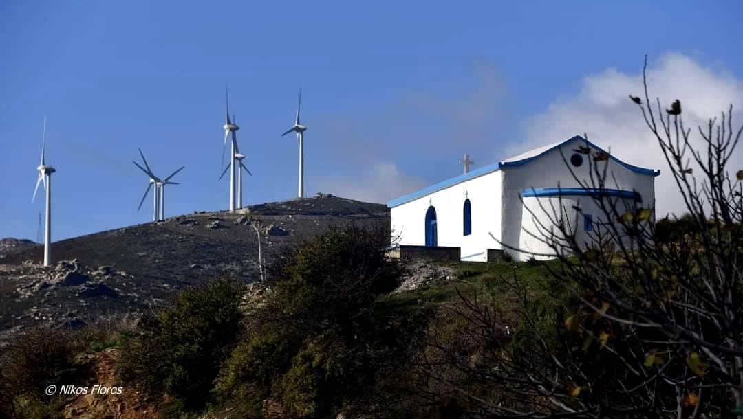 savegreekmounts's tweet photo. "Το χθες και το σήμερα, στις πλαγιές του Κάβο Ντόρο (διπλώστε -νοητά- τη φωτογραφία στη μέση) ..."
📷: Nikos Floros
#savethemountains #save_evia #greenlies https://t.co/gMn2aDnNMV