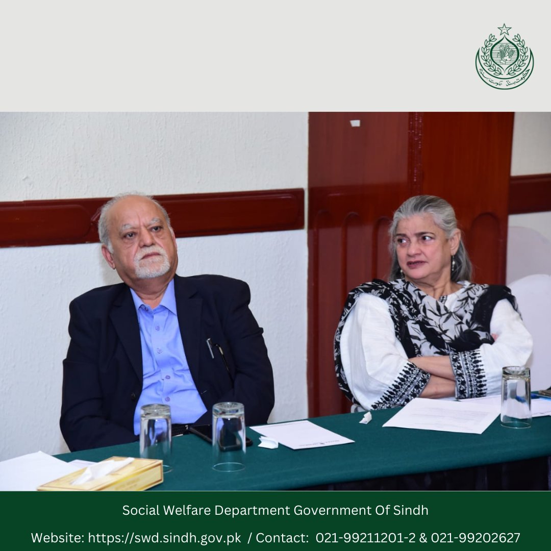 Swdsindh's tweet photo. Empowering the elderly on International Human Rights Day! Shazia Memon and Anis Fatima from SWD engaged in the seminar 'Empowering Old People' with APHA and Buzurg Dost Network. Valuable insights on the hurdles and possibilities within the Sindh Senior Citizens Act. https://t.co/vzChWRZspD