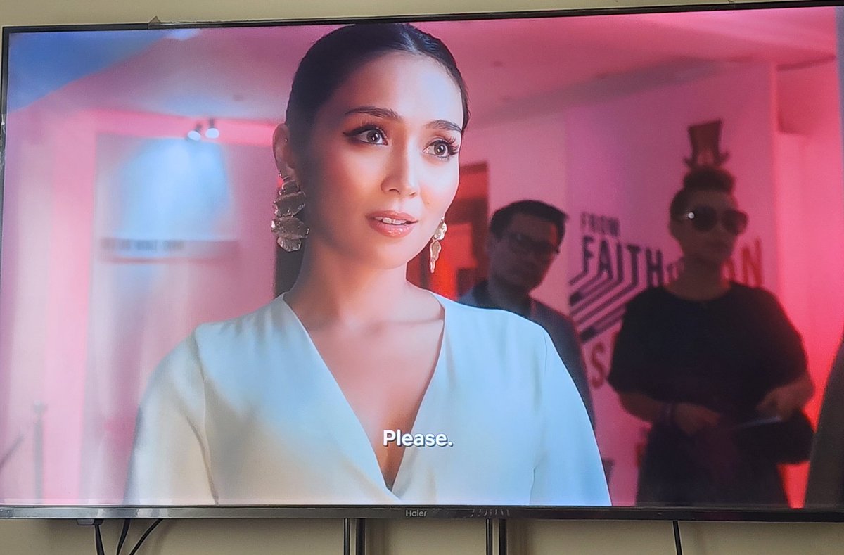 MeOnlyMeButMe's tweet photo. Now @Netflix_PH winner!! Ganda tlga ni bebe gurl @bernardokath 😘😘😘 #AVeryGoodGirlOnNetflix https://t.co/v2N3i43Ulw