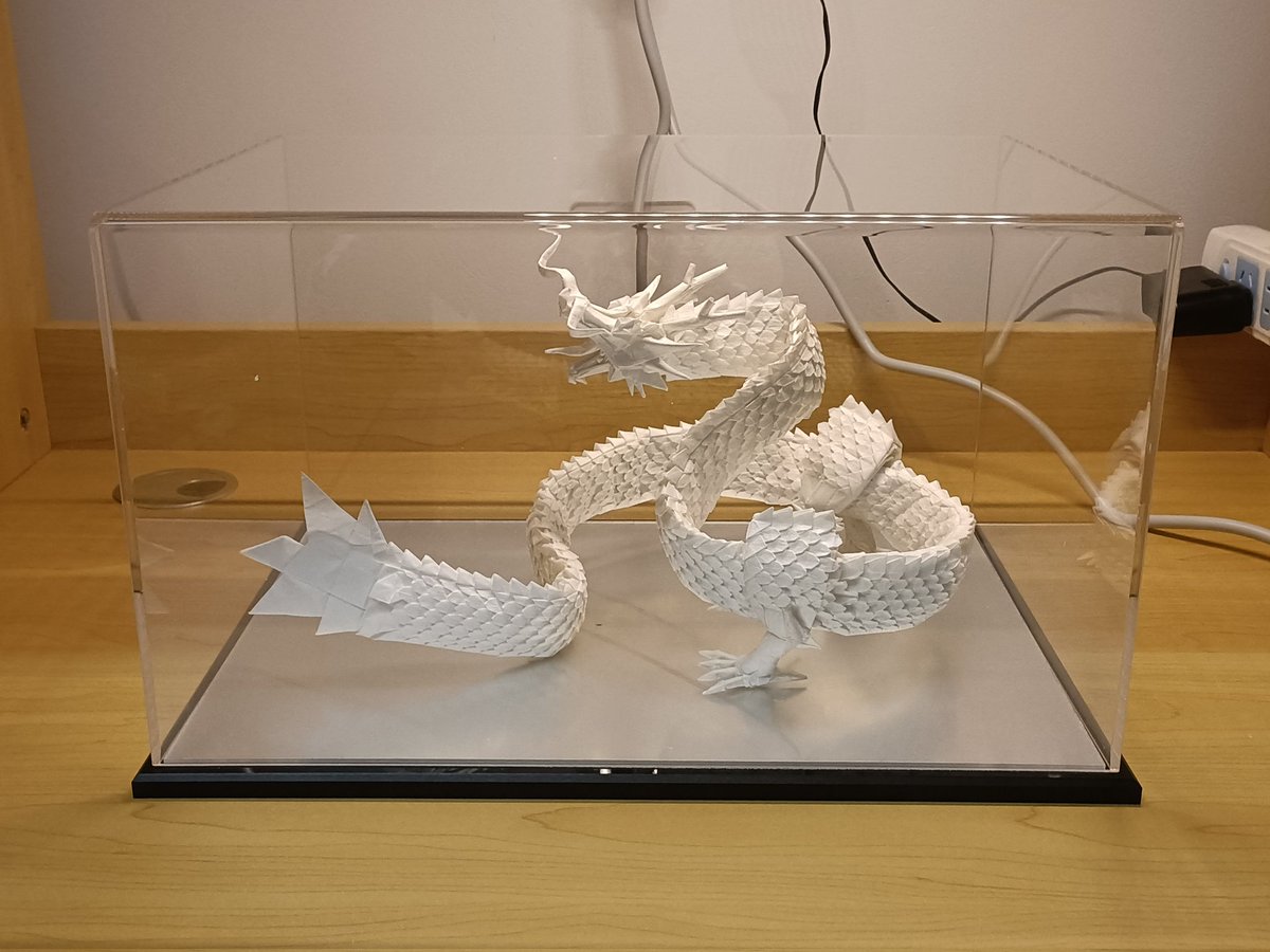 Kaiming_origami's tweet photo. I folded three Ryujins in this year.
Designed by Kamiya Satoshi. https://t.co/QzxkvXP6qv