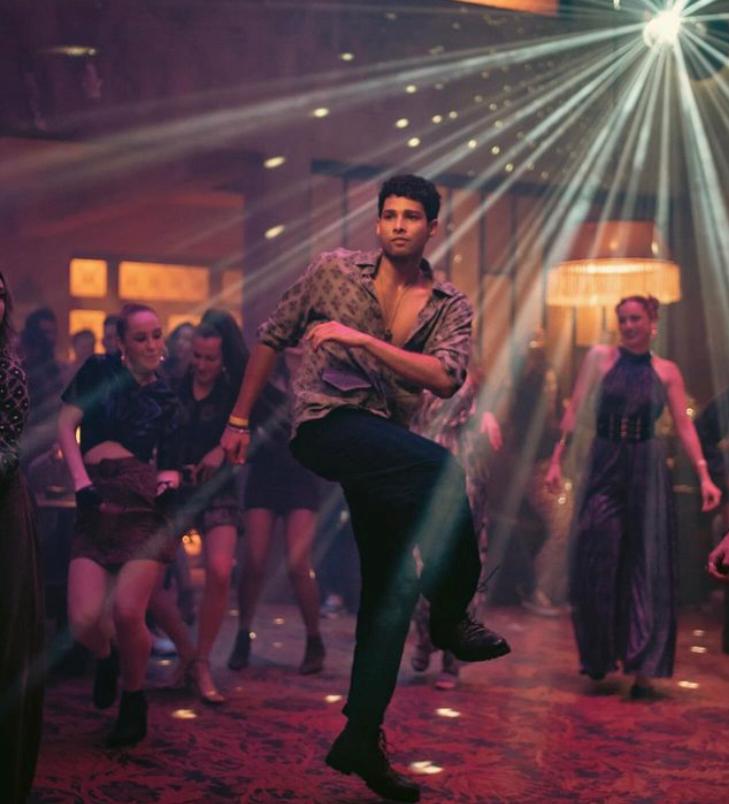 Comical882's tweet photo. Siddhant Chaturvedi's #KhoGayeHumKahan performance is a beacon for Bollywood storytelling. https://t.co/VDpWZvYylG
