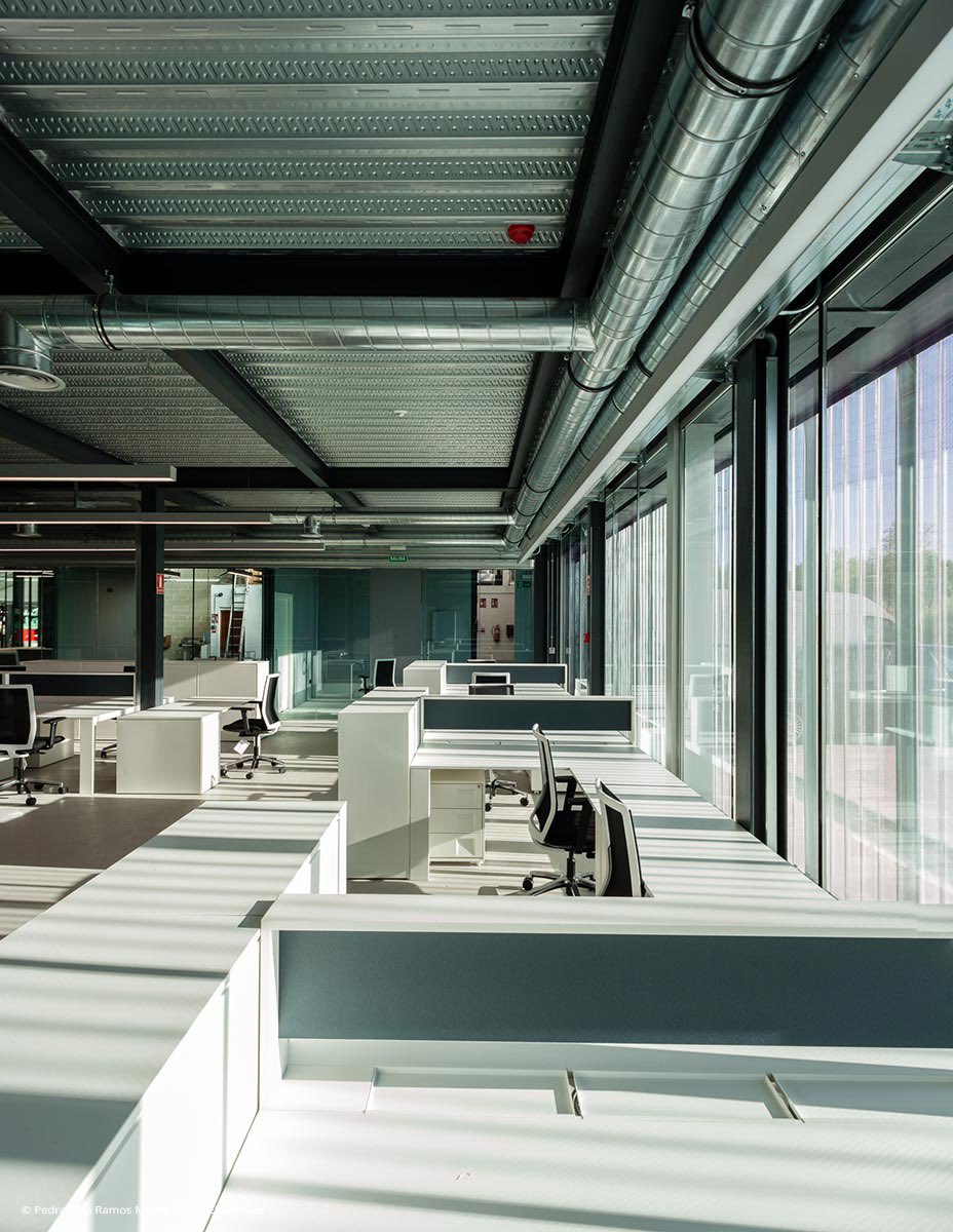 Ets propietari d’un inmoble amb una coberta disponible i vols donar més valor al teu actiu ?

Demana’m consultoria energètica sense compromís.