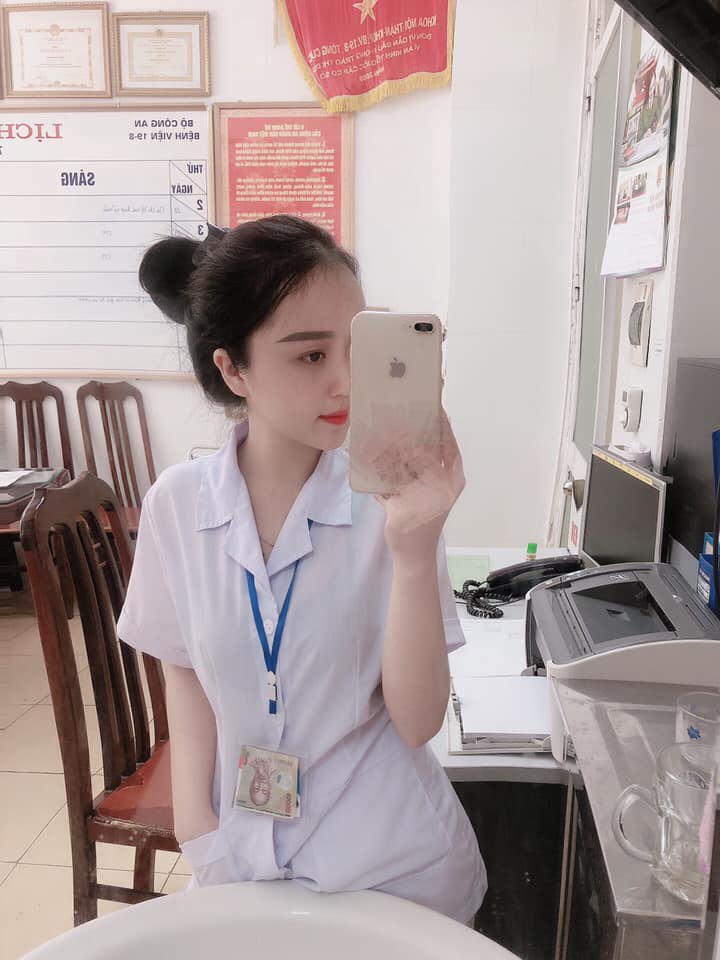 Chào bạn! Tôi là một người phụ nữ yêu thích ẩm thực và nấu ăn, hy vọng tìm được một người đàn ông thích ẩm thực và cùng nhau khám phá những món ăn ngon.