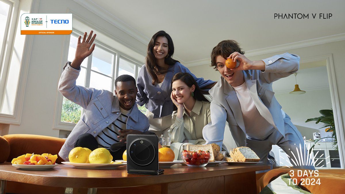 tecnomobileug's tweet photo. 3 days to go and It's the last Friday of the year. So let's flip into the weekend with ease! The Phantom V Flip makes taking selfies a breeze, so round up your crew and capture those fun Friday moments! #FlipInStyle #PhantomVFlip https://t.co/e42lTzcMbs