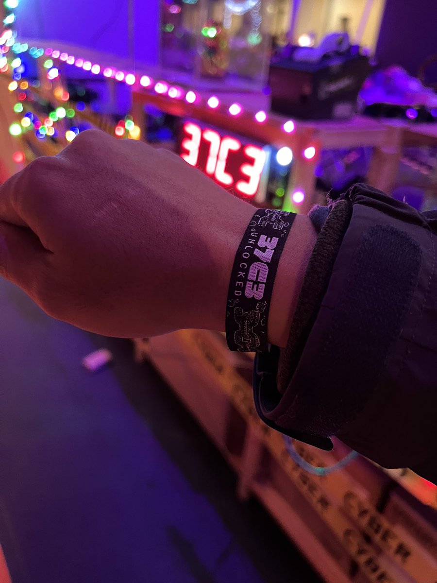 yutin_dev's tweet photo. Hello #37C3 https://t.co/2G321AfDP7 https://t.co/rtLMfgi05G