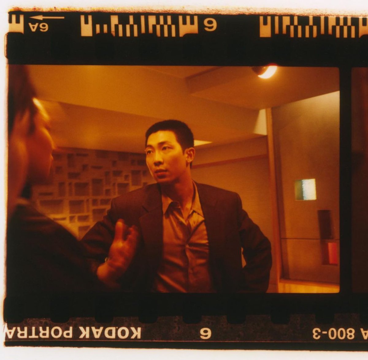 rmarchives's tweet photo. *faints* https://t.co/5jdY2jphkm