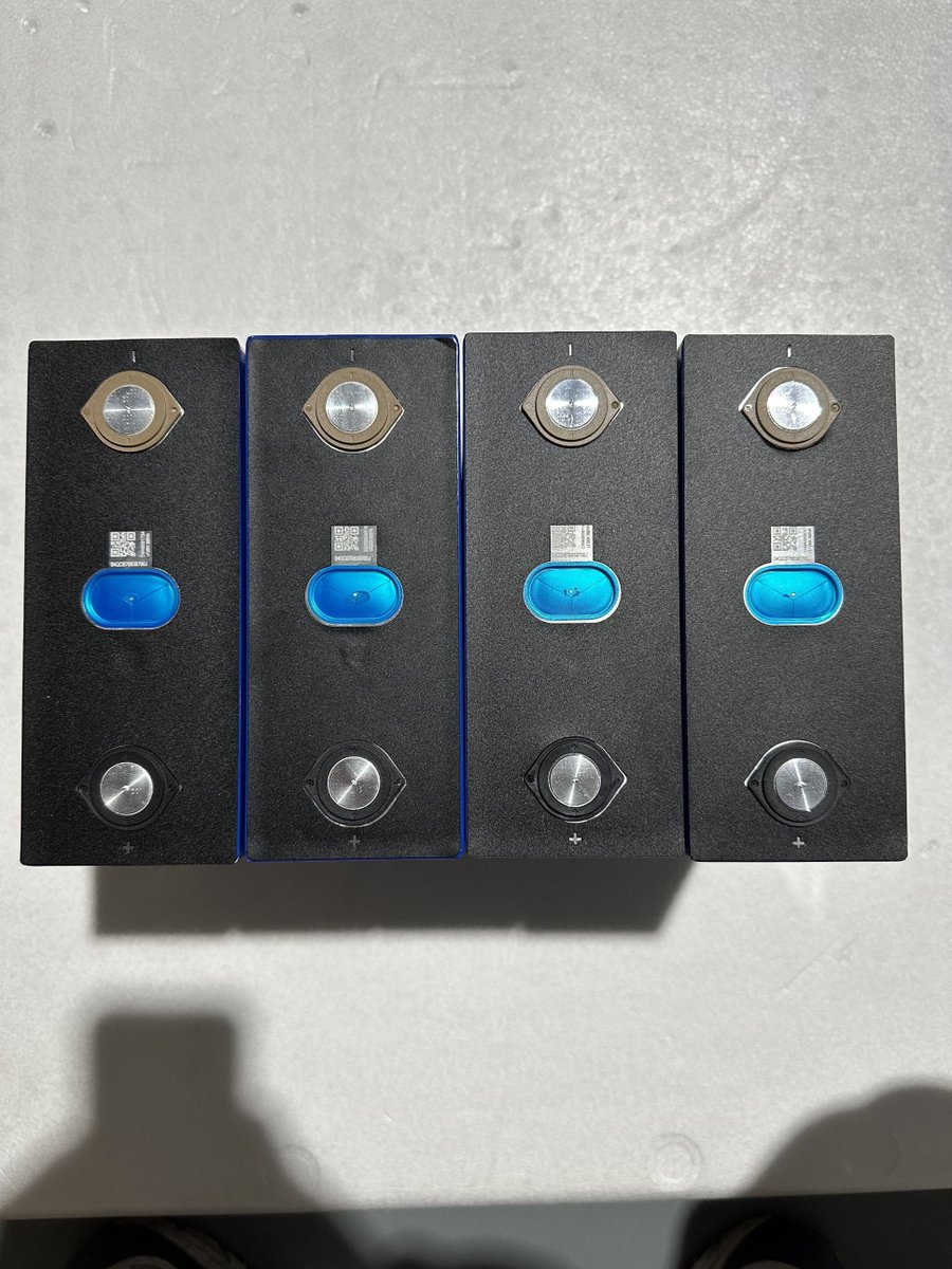 EVE LF280K 280Ah 3.2V LiFePO4 Prismatic Cell

#lifepo4cell #lithiumbattery #prismaticcell #lf280k #batterycell #evebattery #lithiumionbattery #lf280k