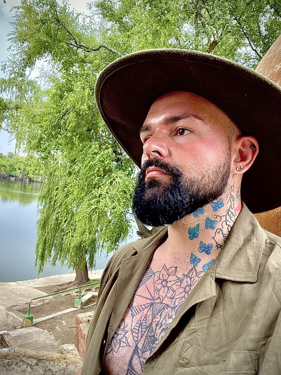 Danielbigdicksa's tweet photo. https://t.co/kjNvzdG4fo https://t.co/cysssI8cDu