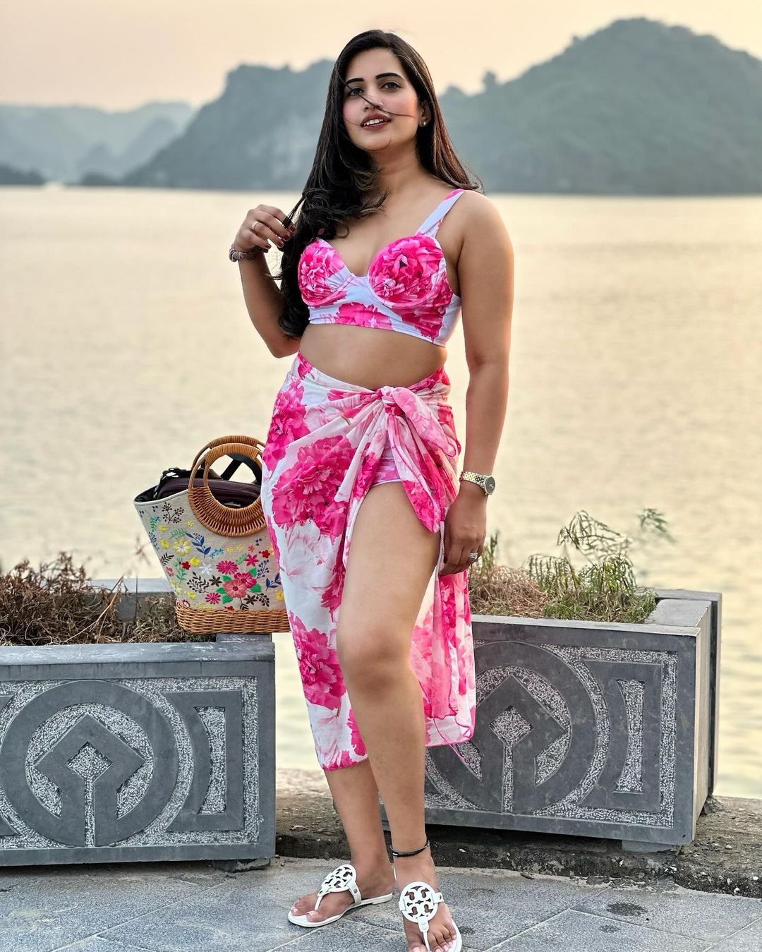 GCVwPnnaoAAMfQ-?format=jpg&name=large