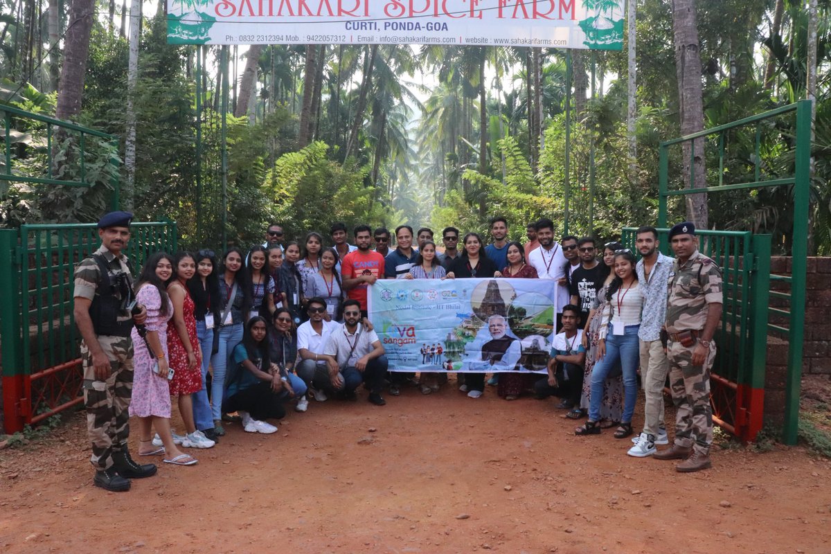 Grateful for the transformative experience at Yuva Sangam Phase 3!Thanks to the program,explored the vibrant culture of Goa,broke stereotypes,and connected with cg peers.#EkBharatShreshthBharat #YuvaSangam @EBSB_YuvaSangam @EduMinOfIndia @IIT_Bhilai @EBSB_Edumin @NITGoa_Official