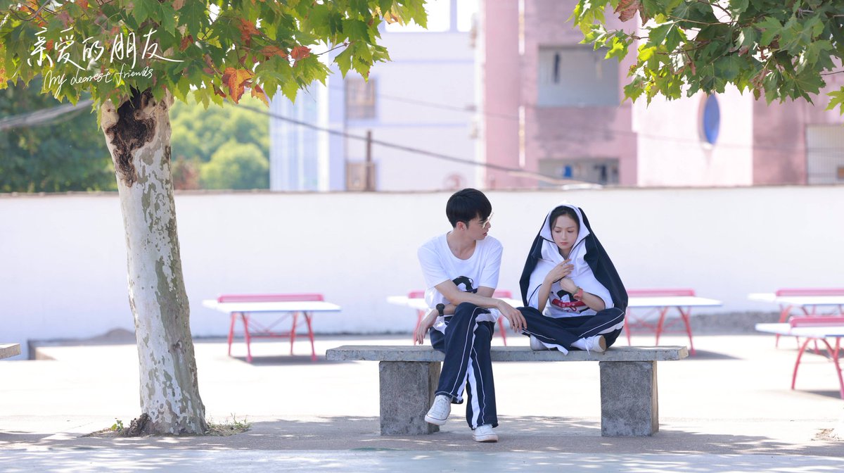 xichaguan's tweet photo. Tang Dachuan and Luo Danni 💞
#MyDearestFriends
#CaesarWu #NickyLi https://t.co/OWYFjx7Cj1