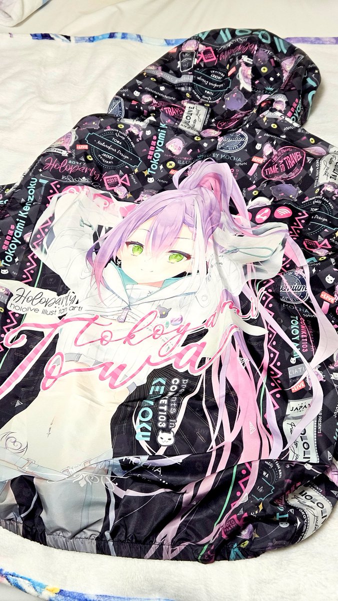 常闇トワ 「つぎ、トワ様ジャケットもあるぞ(。⊿°」∠)モッモッ 」|Mocha＠風林火山✈️冬コミ1日目東シ44abのイラスト