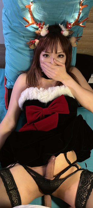 聖誕節 大家都快樂嗎:)  Cathy 的性誕一天  轉發熱烈發放視頻💕💕 看更多IG : Cathybb_5201314   #HK #Dior #夜繽紛 #黑絲 #高跟 #刺激 #性感 #男の娘 #伪娘<a href="/tag/dior"class="tags"><span>#dior</span></a><a href="/tag/christmas"class="tags"><span>#christmas</span></a><a href="/tag/ig"class="tags"><span>#ig</span></a><a href="/tag/cd"class="tags"><span>#cd</span></a><a href="/tag/sissy"class="tags"><span>#sissy</span></a><a href="/tag/crossdresser"class="tags"><span>#crossdresser</span></a>