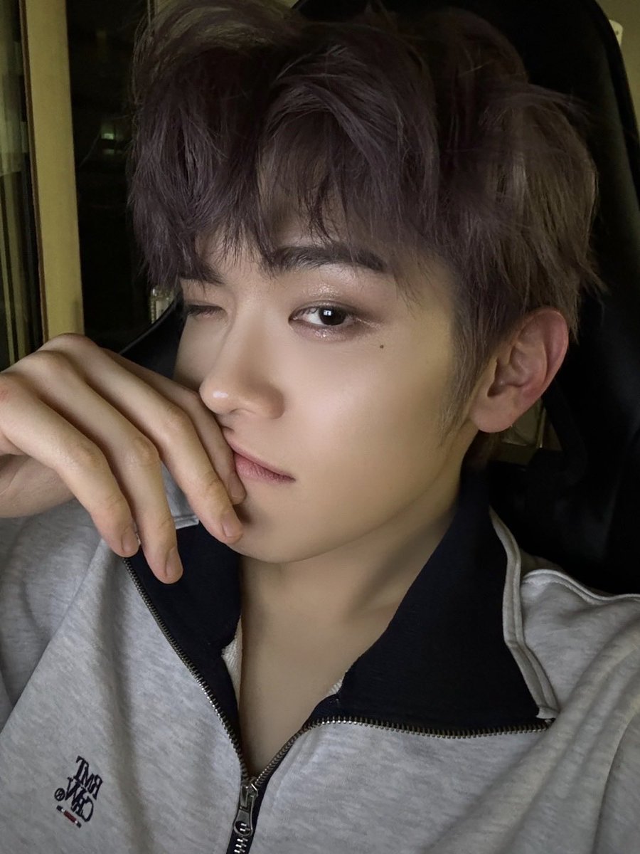 231227 10:09PM

_📸🐥