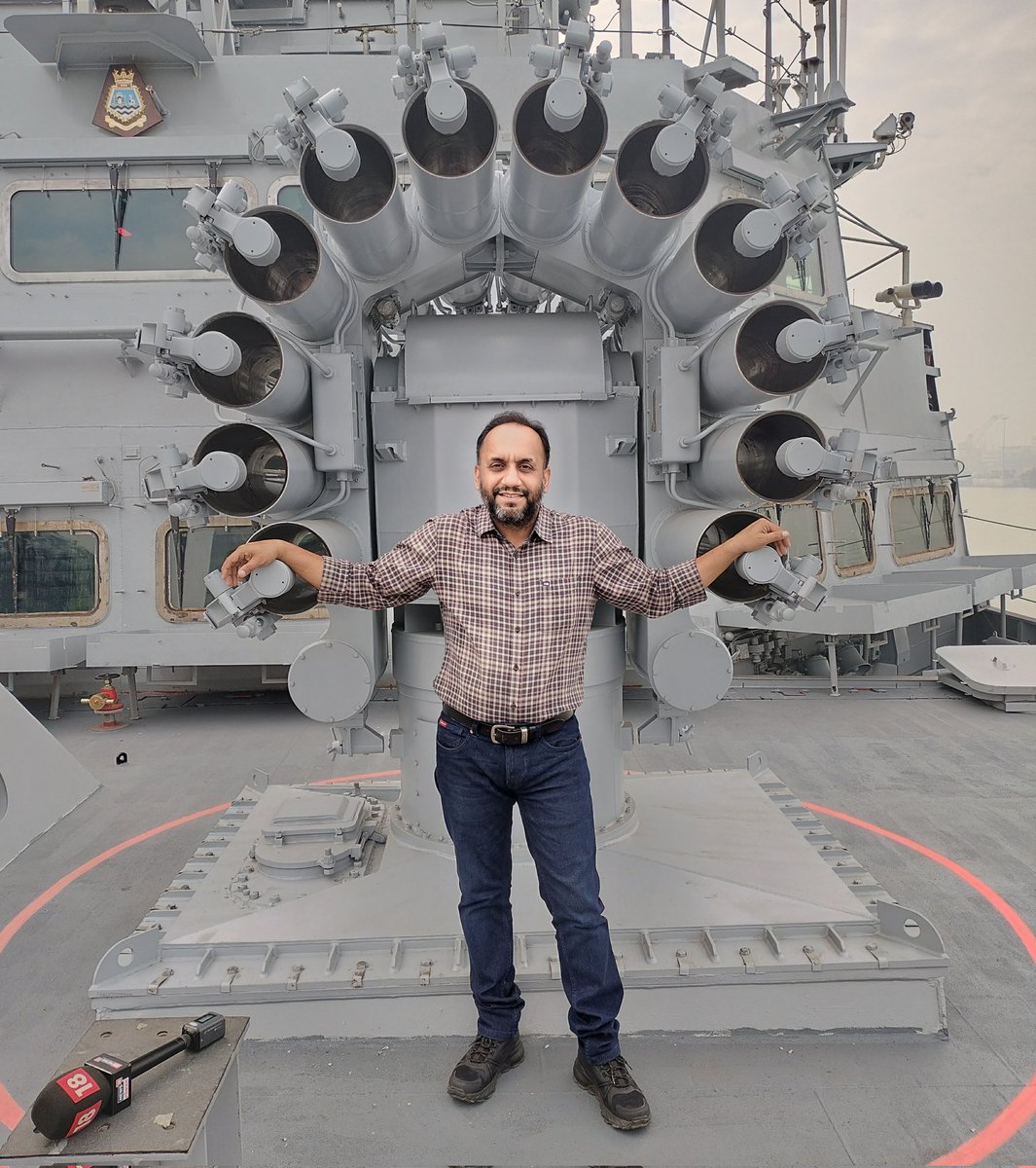 imvivekgupta's tweet image. #INSImphal #Navy #IndianNavy #warship #Defense #Mumbai