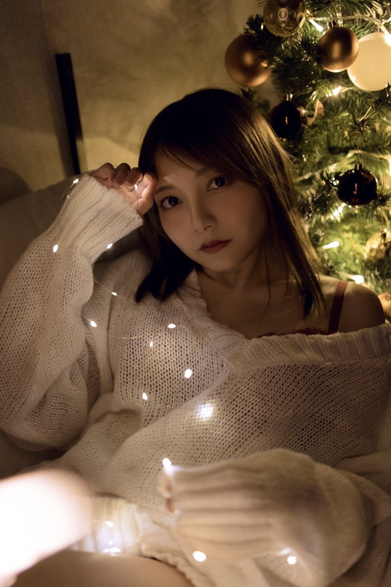 maririri125's tweet photo. 🎄 https://t.co/5Y9LU1IYqR