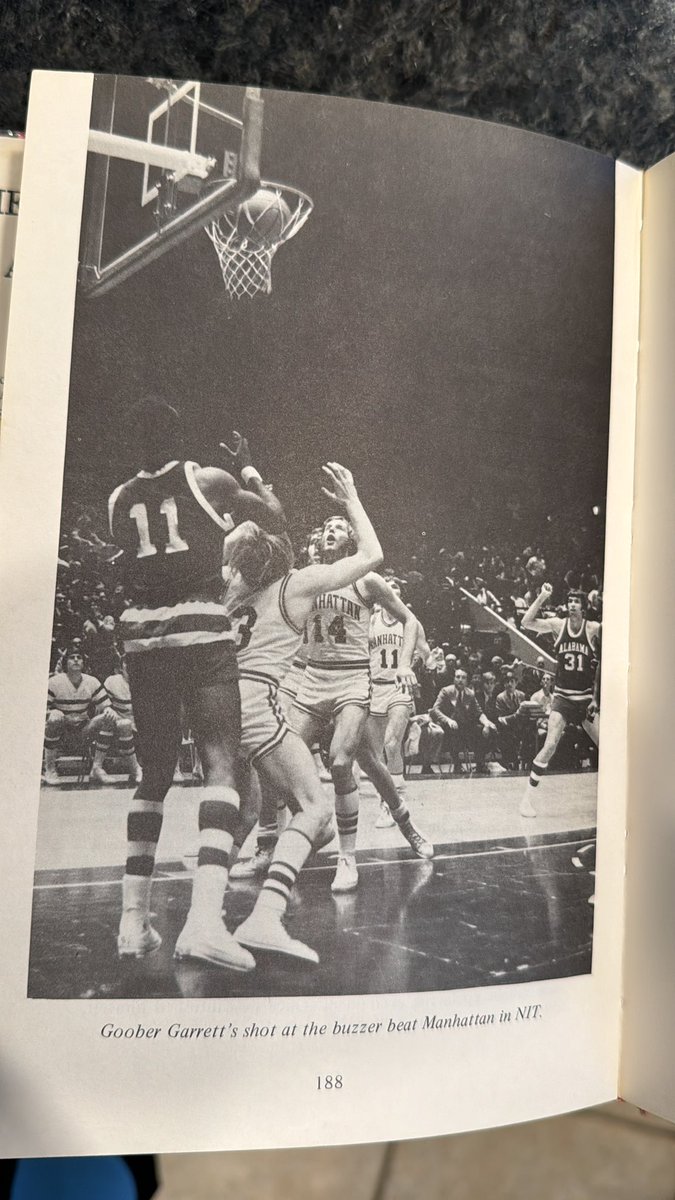 GAG_3's tweet photo. Dad(#31) buries one from 20’ to rip the hearts out of the Manhattan Jaspers for @AlabamaHoops first postseason victory in school history 50 years ago. https://t.co/yDJaec493m