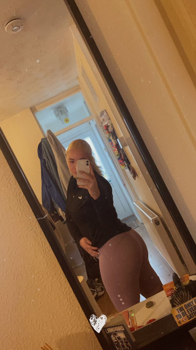 paige_pt's tweet image. Start early and get to it 🫡 
I’m coming back from injury so I’ve started the couch to 5k🙃 Come get on it with me! 3 runs a week for 9 weeks let’s go 💪 #couchto5k #fitnessgirl  #timetogetfit #trainwithme