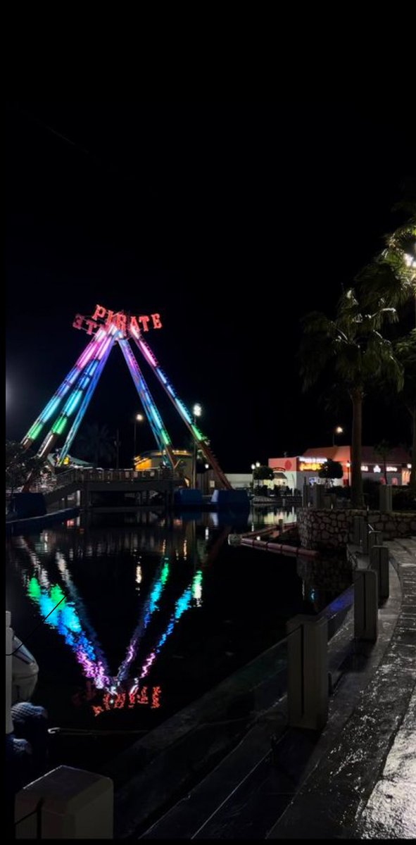 #ملاهي_الشلال 🎡 على كورنيش عروس البحر الأحمر 🌊مدينة #جدة تناسب الكبير والصغير والعائلة والشباب.
ملاحظات الزوار:أسعار تذاكر الدخول لاتشمل الألعاب.
تقييم الزوار:4.1 ⭐️

#ماب_السعودية 
الموقع:
maps.app.goo.gl/7GnVrZqLeVHTi2…