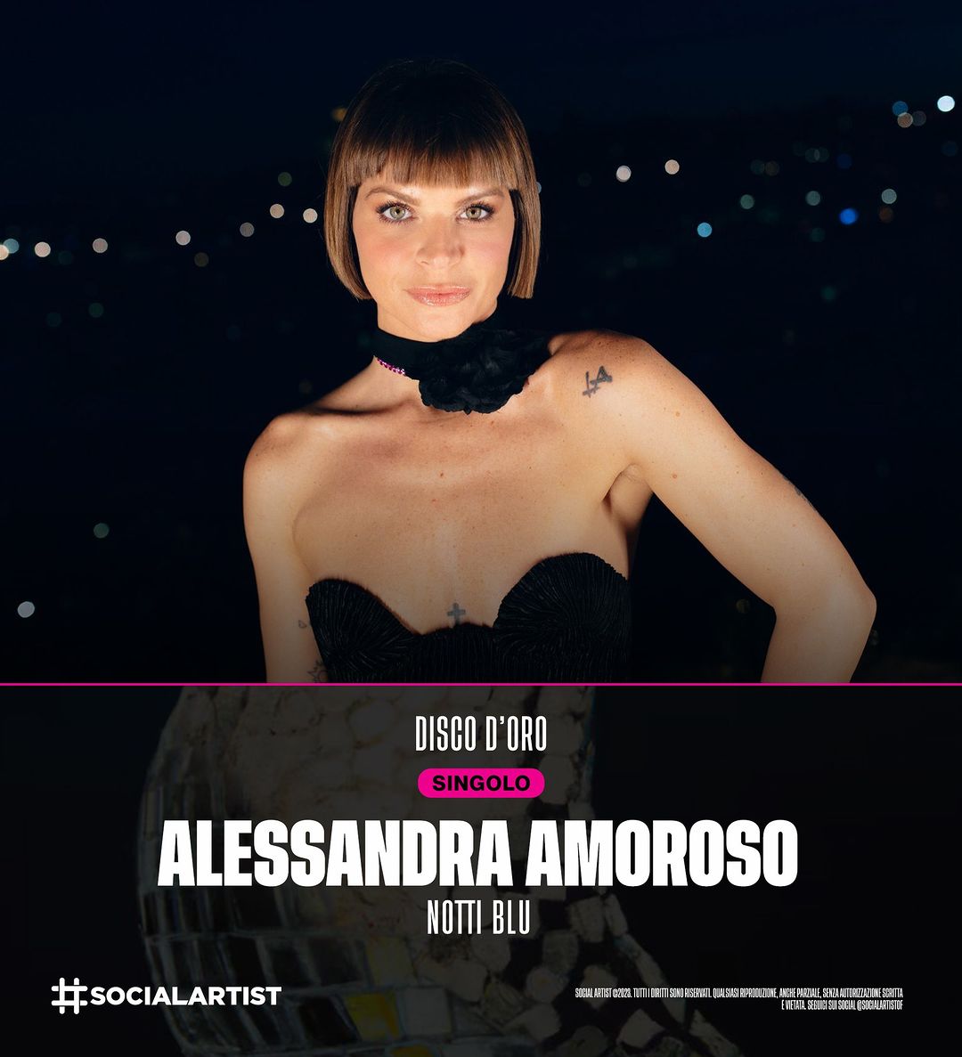 SocialArtistOF2's tweet photo. Certificazioni (@FIMI_IT): @AmorosoOF, #NottiBlu Disco d'oro (50.000 copie vendute) https://t.co/6WzCx4K0gc
