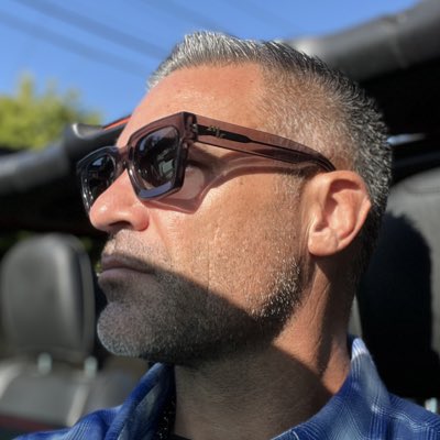 #NewProfilePic https://t.co/6NH9pVdX0D<a href="/tag/newprofilepic"class="tags">#NewProfilePic</a>