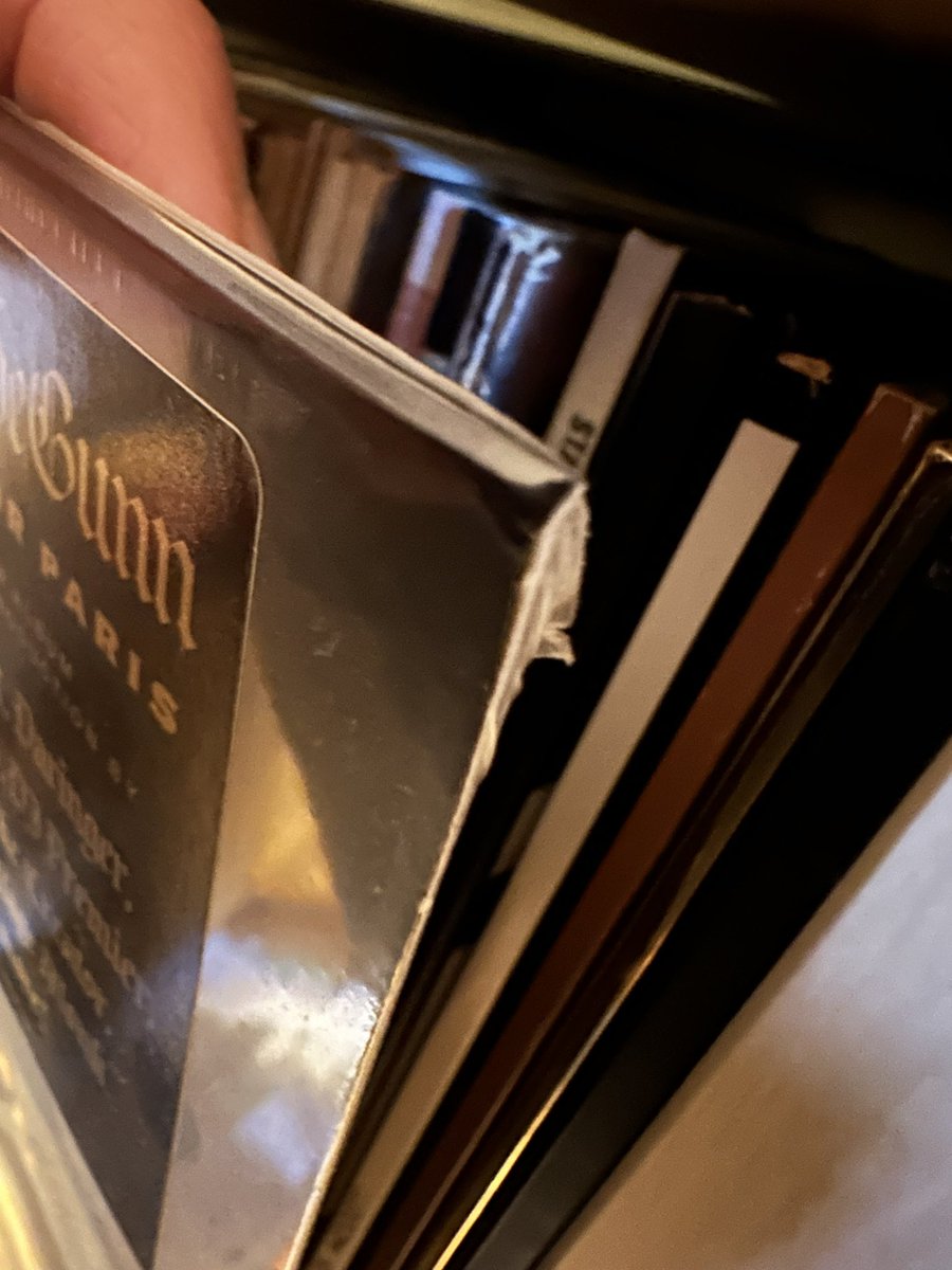 Samuel L tweet media