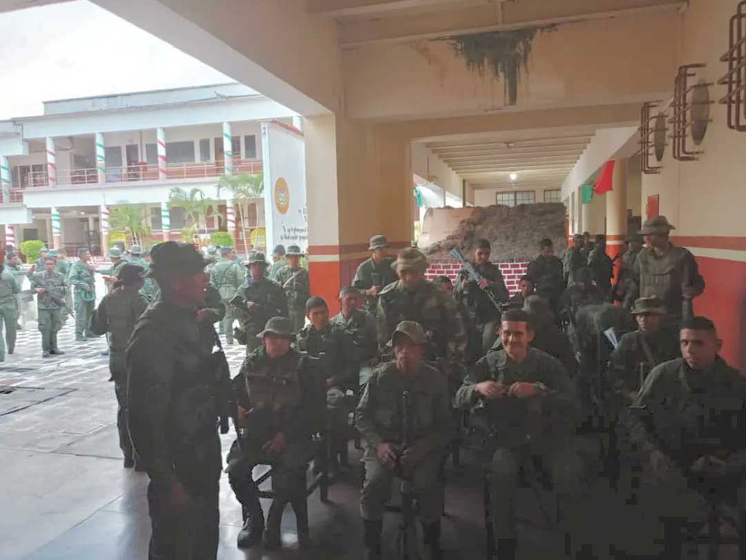 MalarioMerida18's tweet photo. #27🅓🅘🅒 #🅓🅢🅐🅜 

ᴇɴ ʟᴀ 22 ʙʀɪɢᴀᴅᴀ ᴅᴇ ɪɴғᴀɴᴛᴇʀɪ́ᴀ ᴅᴇʟ ᴇᴊᴇ́ʀᴄɪᴛᴏ ɴᴜᴇsᴛʀᴏ ᴇϙᴜɪᴘᴏ ᴇsᴘᴇᴄɪᴀʟɪᴢᴀᴅᴏ ʀᴇᴀʟɪᴢᴏ́ ᴅᴇsᴘɪsᴛᴇ ᴍᴀsɪᴠᴏ ᴀɴᴛɪᴍᴀʟᴀʀɪᴄᴏ ᴀʟ ᴘᴇʀsᴏɴᴀʟ ᴍɪʟɪᴛᴀʀ  ᴘʀᴏᴄᴇᴅᴇɴᴛᴇ ᴅᴇʟ ᴇsᴇϙᴜɪʙᴏ, (1/2) https://t.co/LpUgzIXrCA