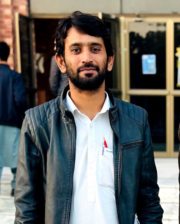 Adam11Baloch's tweet photo. This is Abid Baloch Mphil student of media internationa Islamic university of islamaabad still he is in Custody of @ICT_Police 
#LongMarchAgainstBalochGenocide https://t.co/XdyN3UX9fC