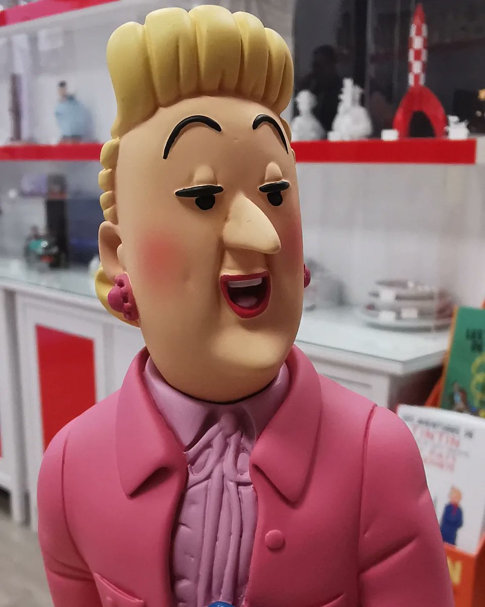 flordechamberi's tweet photo. 📍Donoso Cortés, 20, Madrid
💻 https://t.co/QzIWZKewun

Bianca Castafiore – Col. Museo Imaginario

#tintin #madrid #españa #tintinmadrid #tintinfans #tintincomics #figuras #regalos #reyesmagos #lesaventuresdetintin #lasaventurasdetintin #theadventuresoftintin #tintinshop https://t.co/zD6KWBhwj2
