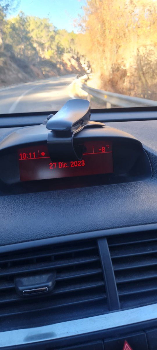 pijoan_jordi's tweet photo. #Pontils , al costat del riu Gaià -8°C https://t.co/TKOpplC8MH