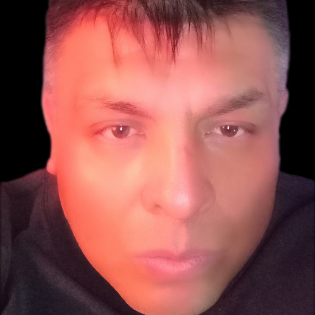 WilliamMixDJ1's tweet photo. #NuevaFotoDePerfil https://t.co/98BdOhT6Q7