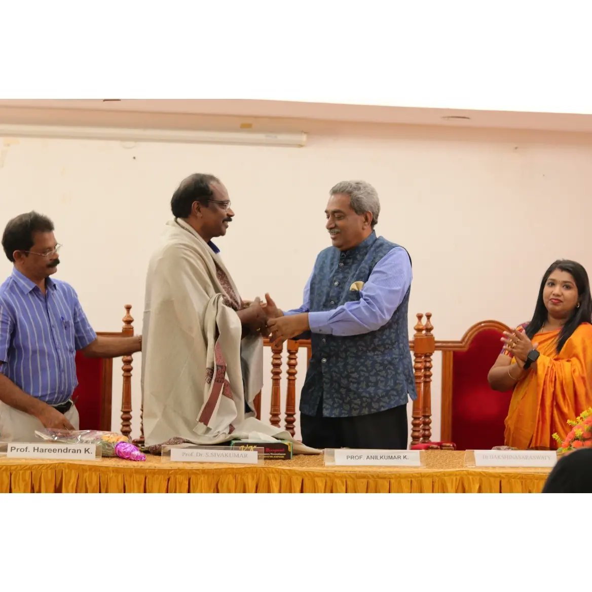 KeralaLaw's tweet photo. Walk With A Scholar -
 Special Invited Lecture: Series 9
Topic:
IMPORTANCE OF RESEARCH
By, 
Prof. Dr. S. Sivakumar
Senior Professor, Indian Law Institute, New Delhi and Former Member, Law Commission of India, President of the Commonwealth Legal Education Association (CLEA) https://t.co/nhzVTSAKIg