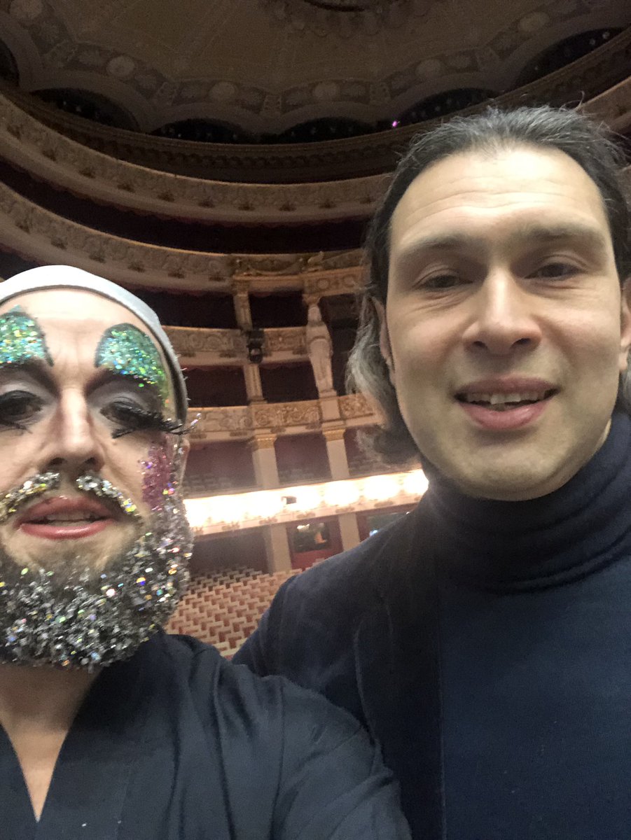 Conductor meets singer pre show! The joy that is Vladimir Jurowski - we both discussed lives in our 50’s. Aint no stopping us!