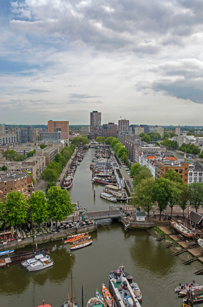 easyHotel tweet media