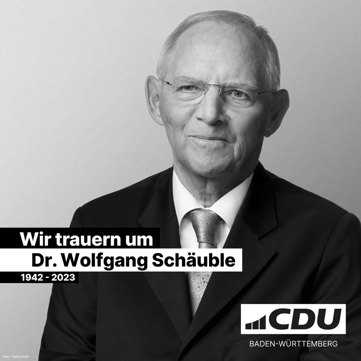 Mit tiefer Trauer nehmen wir Abschied von Dr. Wolfgang #Schäuble.  

„Wolfgang Schäuble war ein Jahrhundertpolitiker! Mit ihm verliert die CDU Baden-Württemberg einen feinen Menschen und großartigen Politiker.“ - @HagelManuel