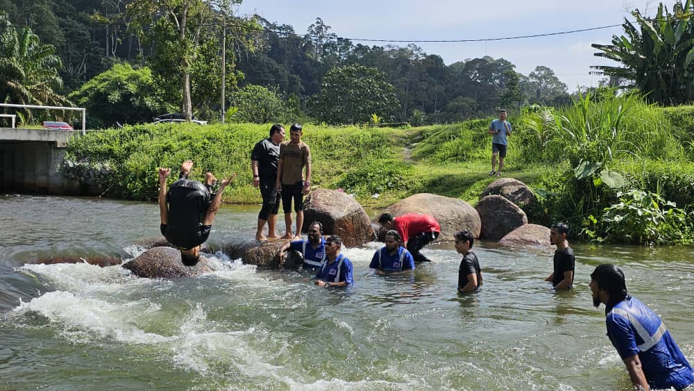 🎉 Team Event - Lödige Malaysia 75th Anniversary 
As the year draws to a close, our spirits soar higher than ever, Lödige Malaysia team is joyfully commemorating our 75th anniversary by pouring their heart and souls into fun team building activities!