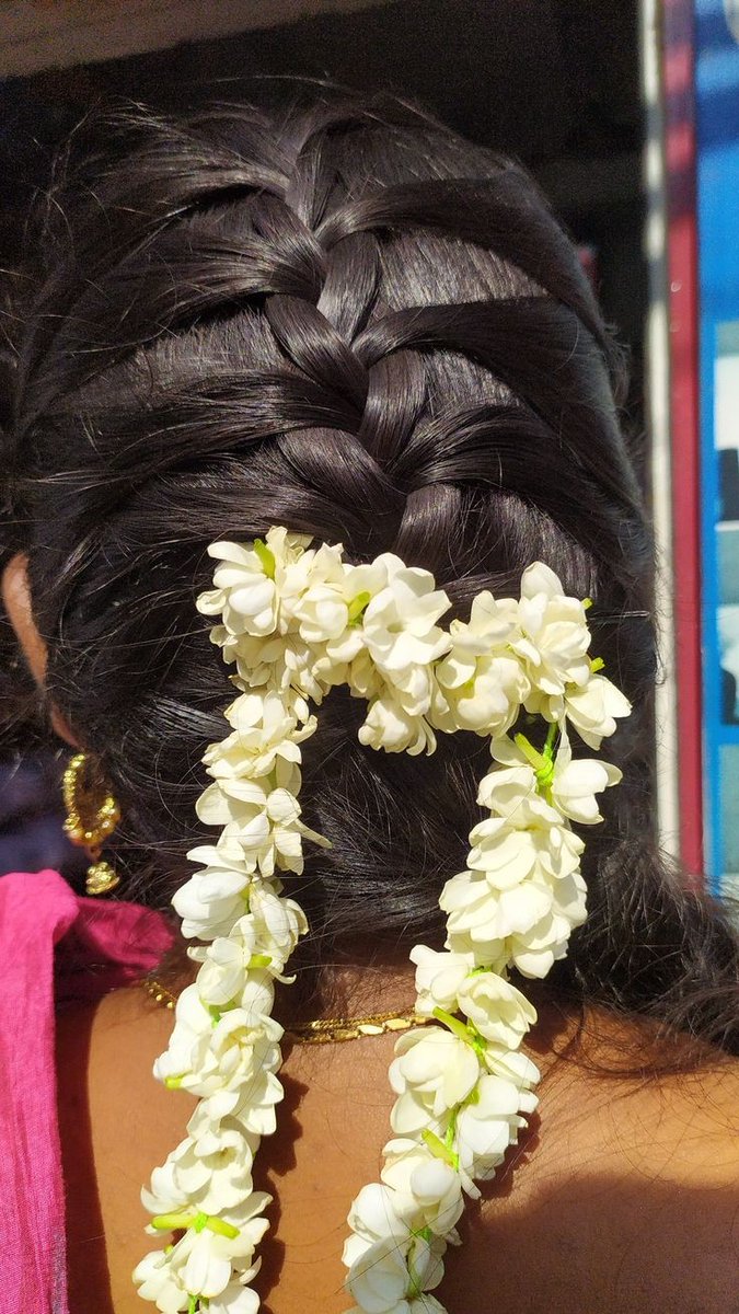 Beautiful #simple # Jasmine flower # Hair style # few minutes - YouTube