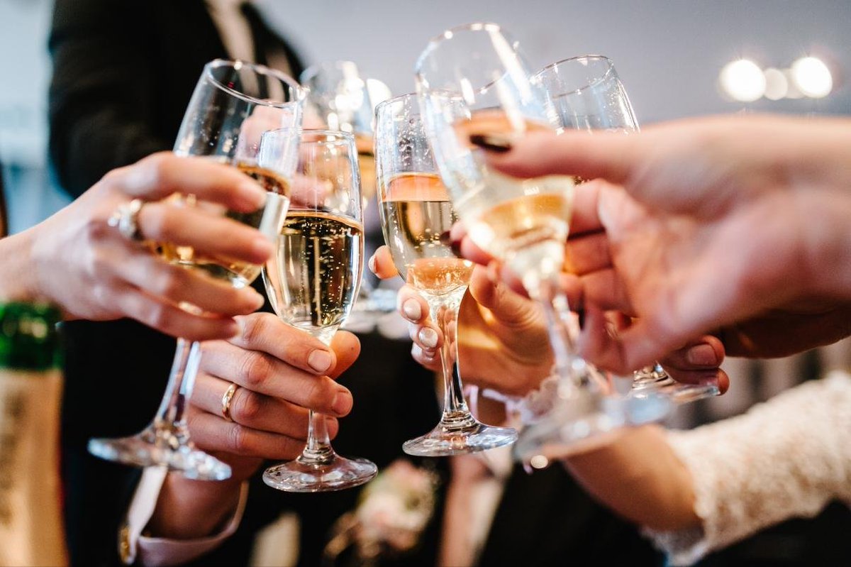 bridalapparel's tweet photo. Bridal Apparel Leeds would like to wish all our customers, new and old, a Merry Christmas and a very Happy New Year.

With best wishes for 2024 from all the team.

#bridalapparel #bridalshop #weddingdresses #weddingshops #bridesmaidsdresses #menssuithire #suithire #formalwear ... https://t.co/rkwqLTqiTO