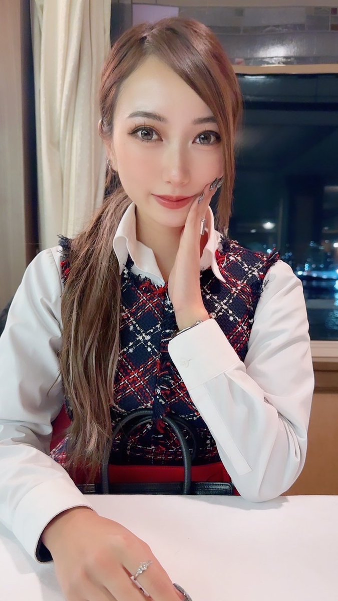 もうすぐロング月間も終わりだよ👋🏻