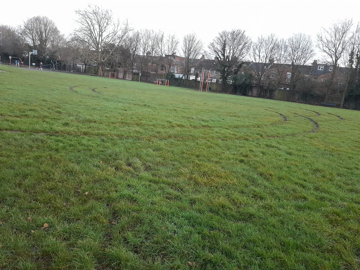 rlbarnard tweet media