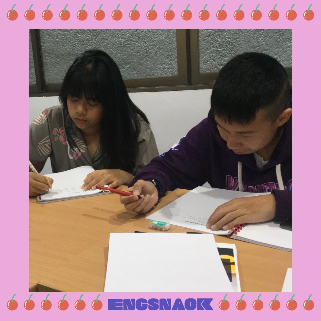 englishsnackth's tweet photo. Unlocking the doors to a global education with our IP Prep Course
 ติวเข้าคณะอินเตอร์ CU-TU-MUIC
 คอร์ส SAT IELTS SOP PORTFOLIO
 Review #engsnackclub
—----------
📍กดติดตามเราจะได้ไม่พลาดข้อมูลเรียนต่ออินเตอร์
#bbacu #bbatu #balaccu #balacchula #commartscu #jippcu https://t.co/i7KHwTtkWV