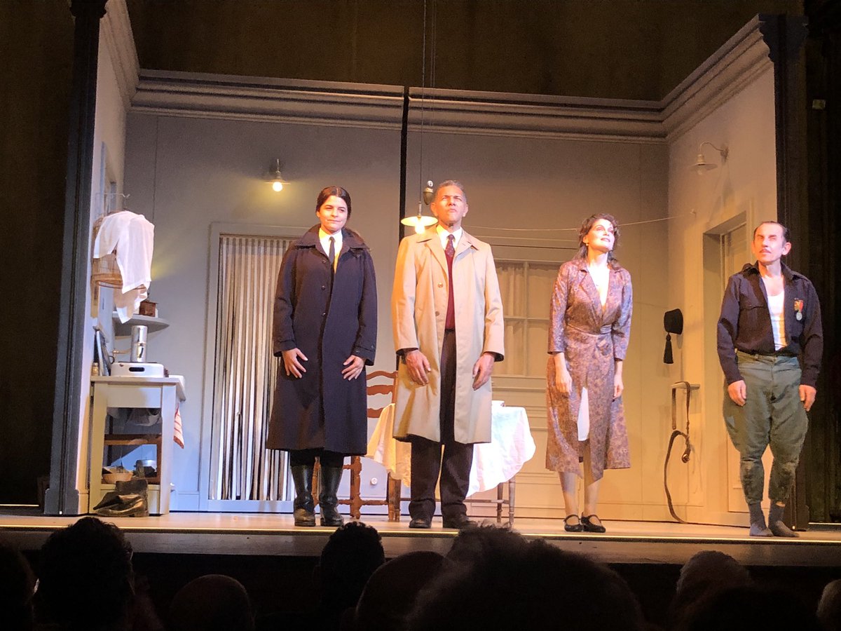 ericlhote's tweet photo. Beaucoup de sensibilité dans cette très belle interprétation @Th_Atelier #UneJourneeParticuliere où @CastaLaetitia @LaetitiaMCasta et #RoschdyZem ouvrent leur cœur avec pudeur et grandeur d’âme 👏👏👏 merci #ValerieSix pour cette très belle production 🙏🙏🙏 https://t.co/eHTO8vZgpo