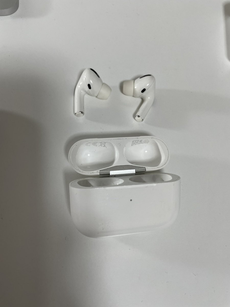 ringoyababa's tweet photo. 本日も新潟県のリピーターのお客様より、iPhone14、iPhone11、iPhone8、air pods proなど郵送買取が届きました！

全国から宅配買取のご依頼も承ります。iP中古、ジャンク、なんでもご相談ください！

リンゴ堂大宮
048-782-5486
https://t.co/AF4RpU6FWl

#iphone買取 #出張買取 #郵送買取 #宅配買取 https://t.co/7eZxRaP6uR
