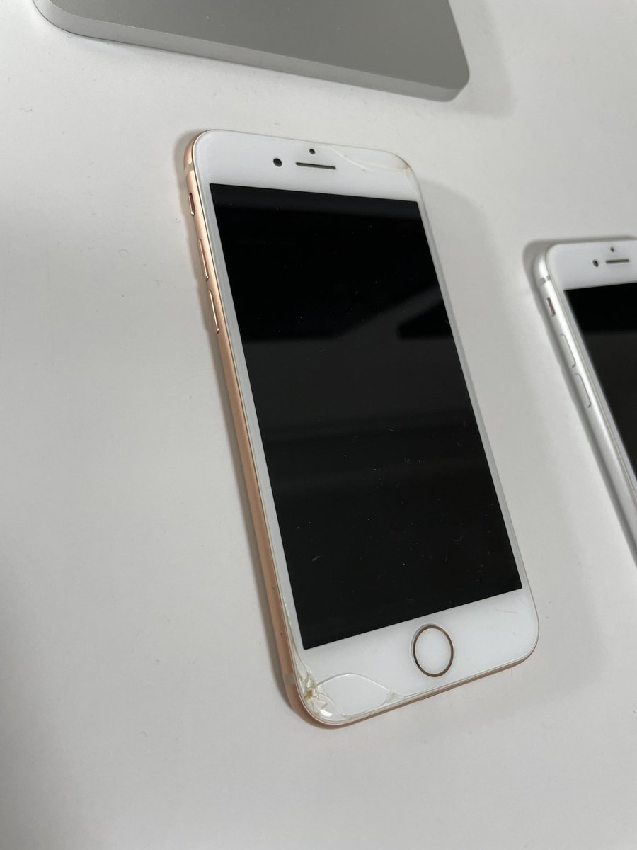 ringoyababa's tweet photo. 本日も新潟県のリピーターのお客様より、iPhone14、iPhone11、iPhone8、air pods proなど郵送買取が届きました！

全国から宅配買取のご依頼も承ります。iP中古、ジャンク、なんでもご相談ください！

リンゴ堂大宮
048-782-5486
https://t.co/AF4RpU6FWl

#iphone買取 #出張買取 #郵送買取 #宅配買取 https://t.co/7eZxRaP6uR