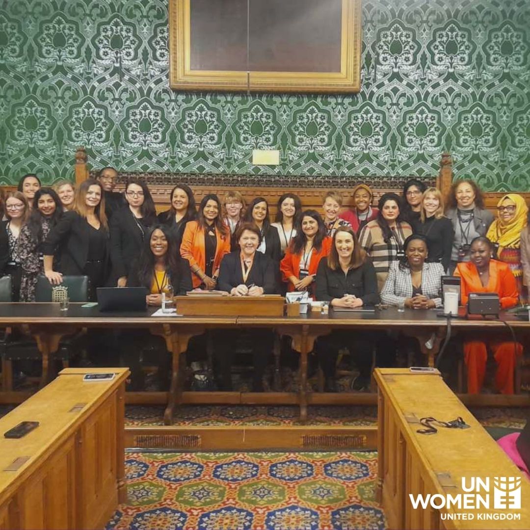 UNWomenUK's tweet photo. Even as the winter set in, our community continued to fight for gender equality as #16DaysOFAcitivism reminded us that there is #NoExcuse for violence against women and girls and we united to #OrangeTheWorld and share that message, because only together can we achieve equality. https://t.co/geGKiLCaMv