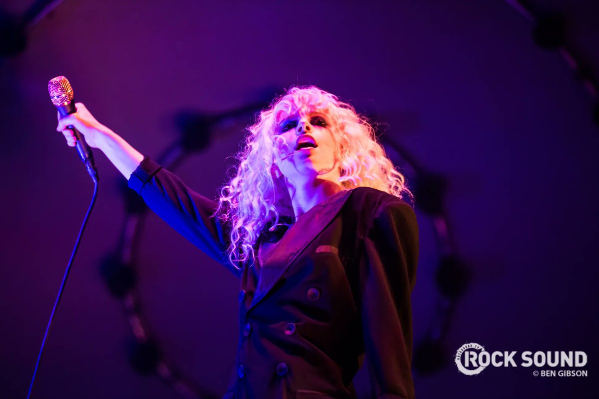 Rock Sound tweet media